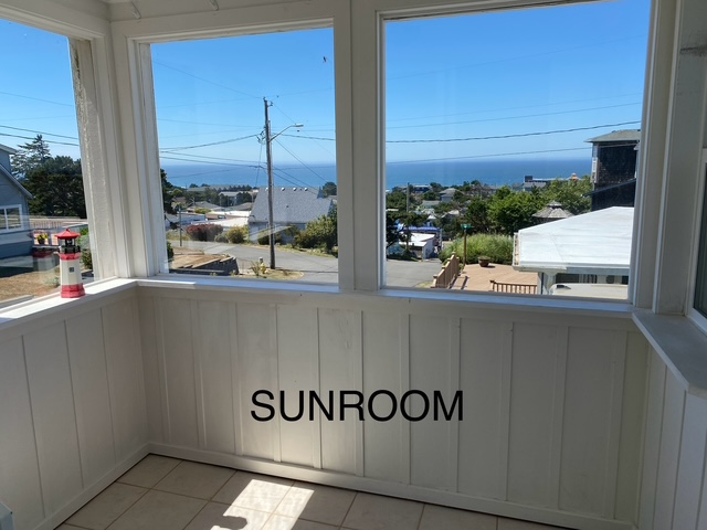 1727 Northeast 17th Street #B - Photo 7 of 11