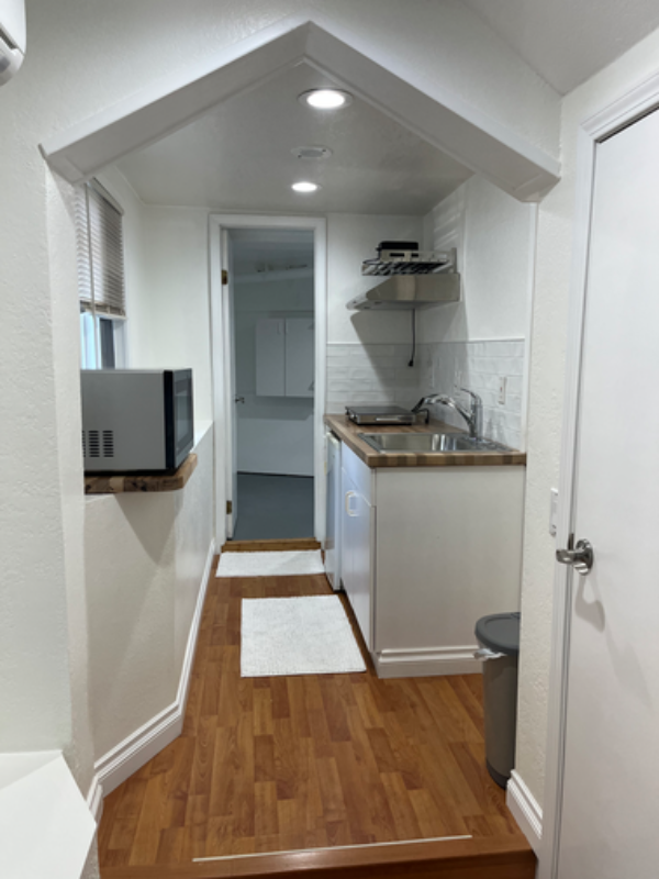 31832 Florence Ave #B - Photo 6 of 9