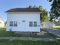 9513 Edison St Ne - Photo 1 of 1