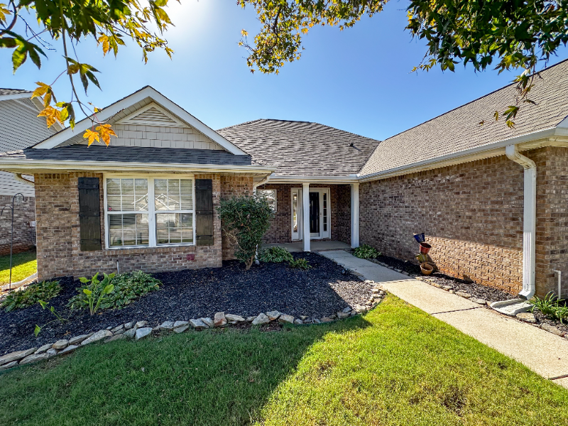 118 Artesian Ln - Photo 2 of 20