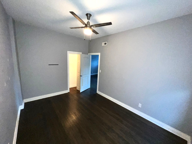 3105 W Diversey Ave #1R - Photo 3 of 10