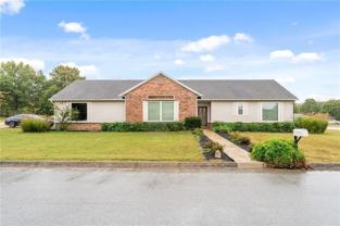 1552 S Tally Ho Dr - Photo 1 of 1