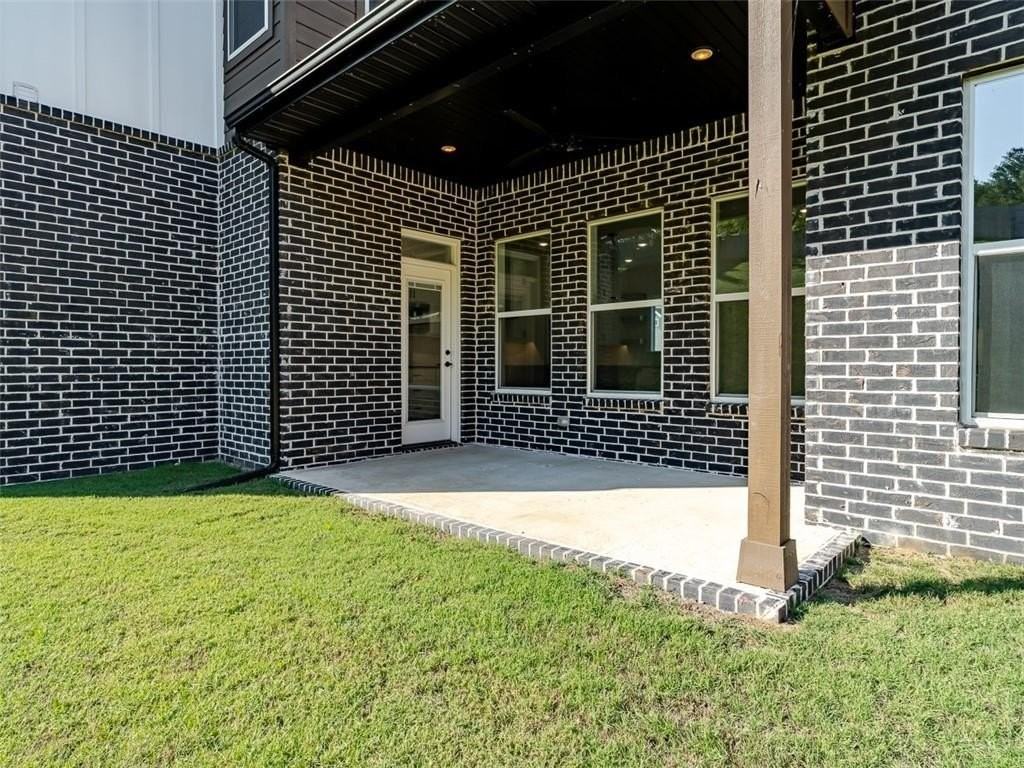 1317 Bunker Dr - Photo 5 of 22