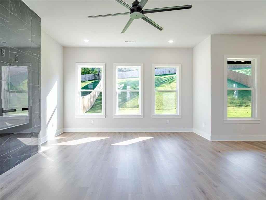 1317 Bunker Dr - Photo 6 of 22