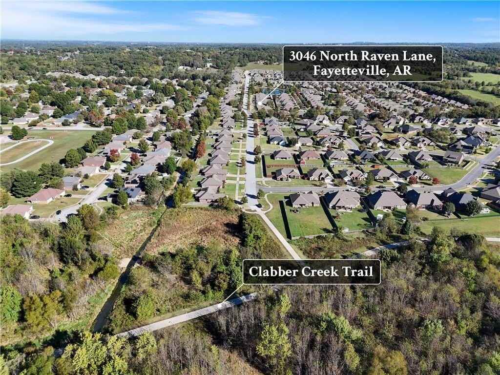 3046 N Raven Ln - Photo 3 of 29