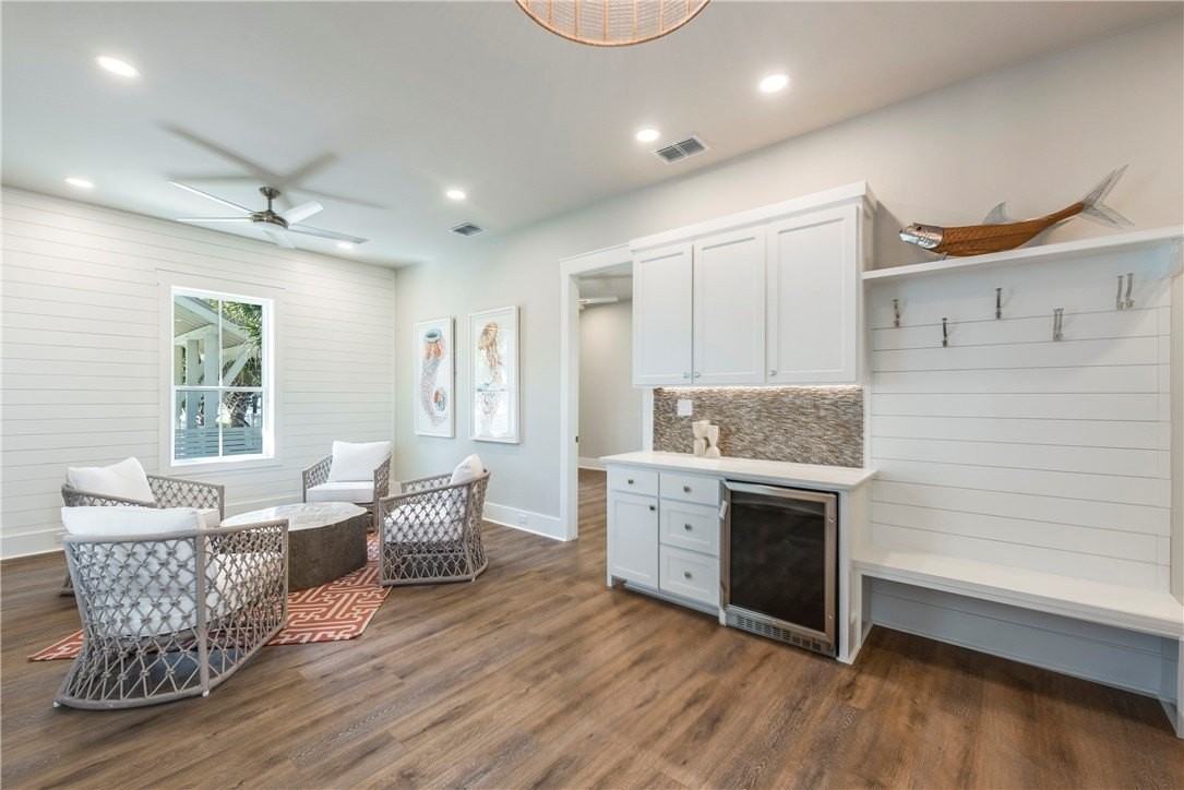 166 Triton Ln - Photo 6 of 40