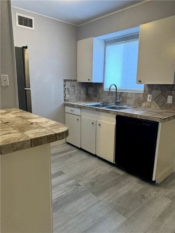 3920 Brushwood Lane - Photo 3 of 8