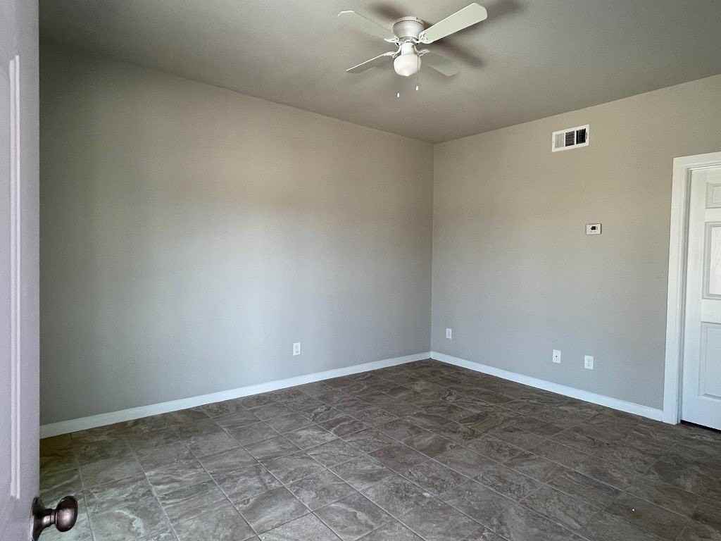 405 W Santa Clara St - Photo 7 of 11