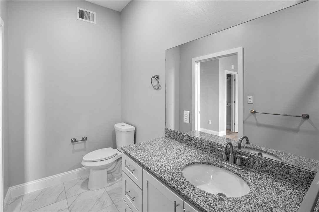 1801 South Staples Street - Photo 7 of 16