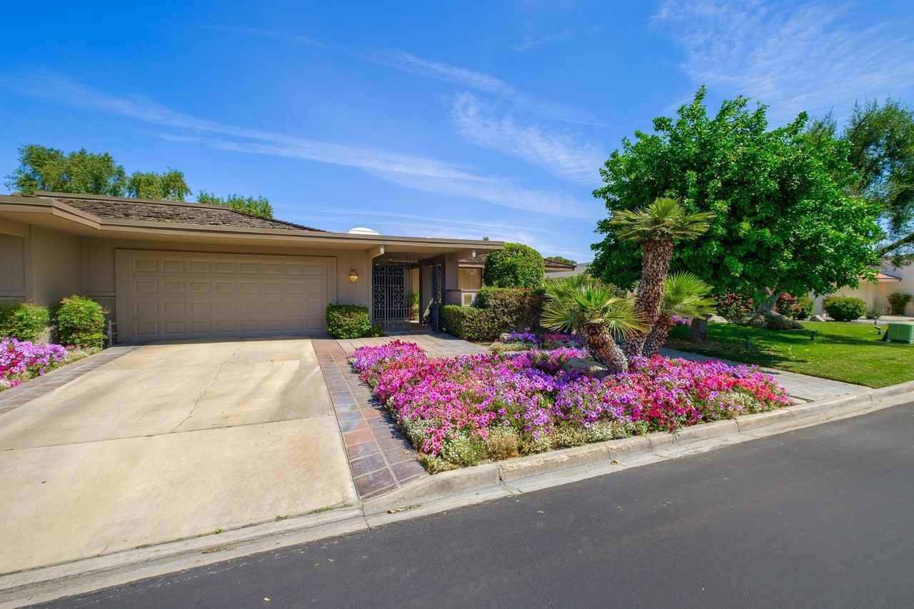 30 Columbia Drive - Photo 3 of 49