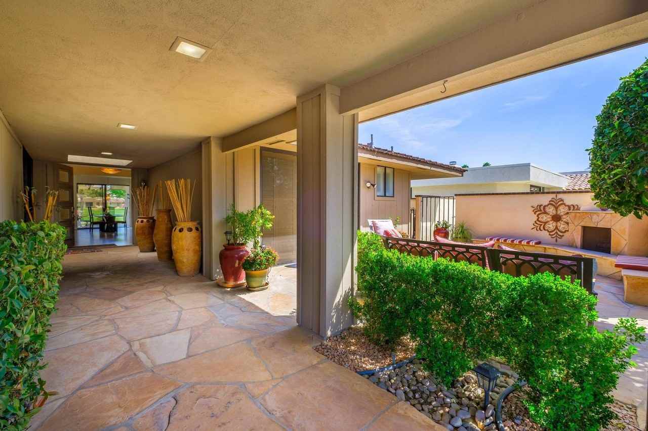 30 Columbia Drive - Photo 4 of 49