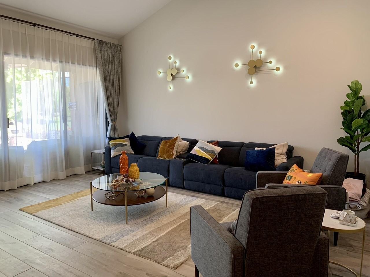 222 Castellana South - Photo 7 of 18