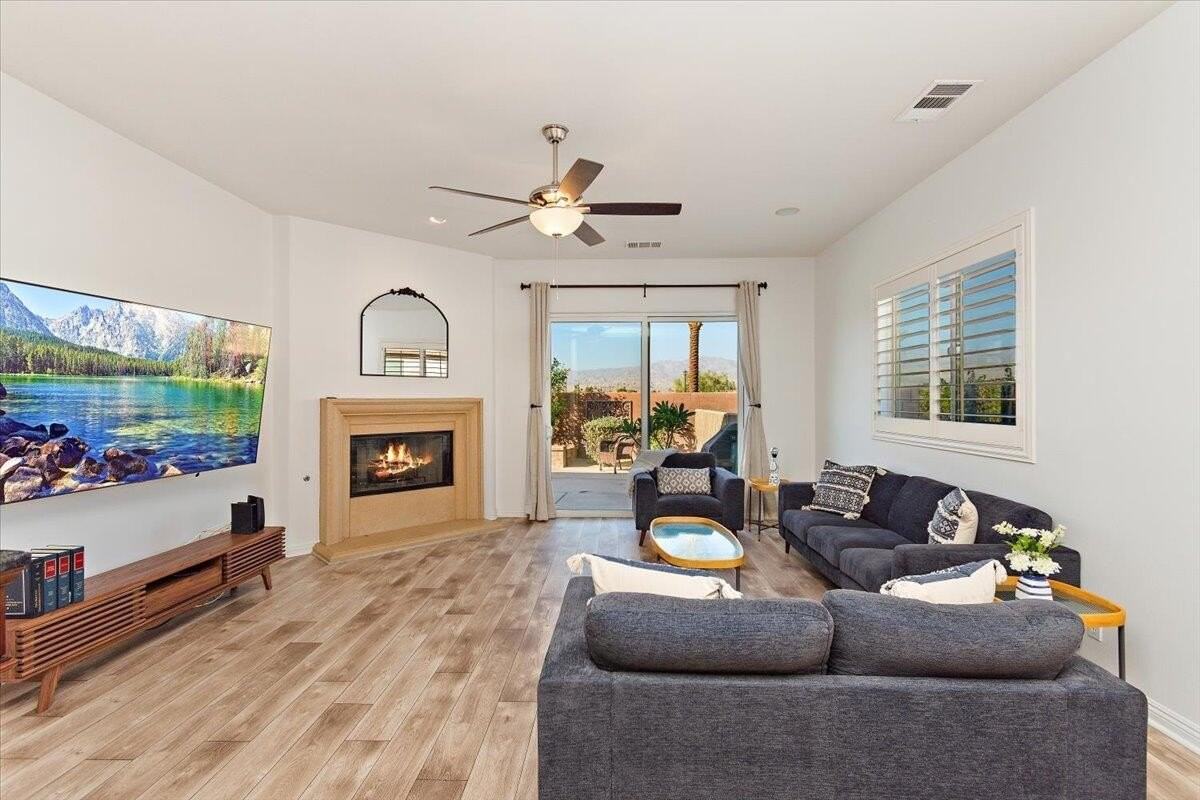 39561 Picasso Court - Photo 6 of 32