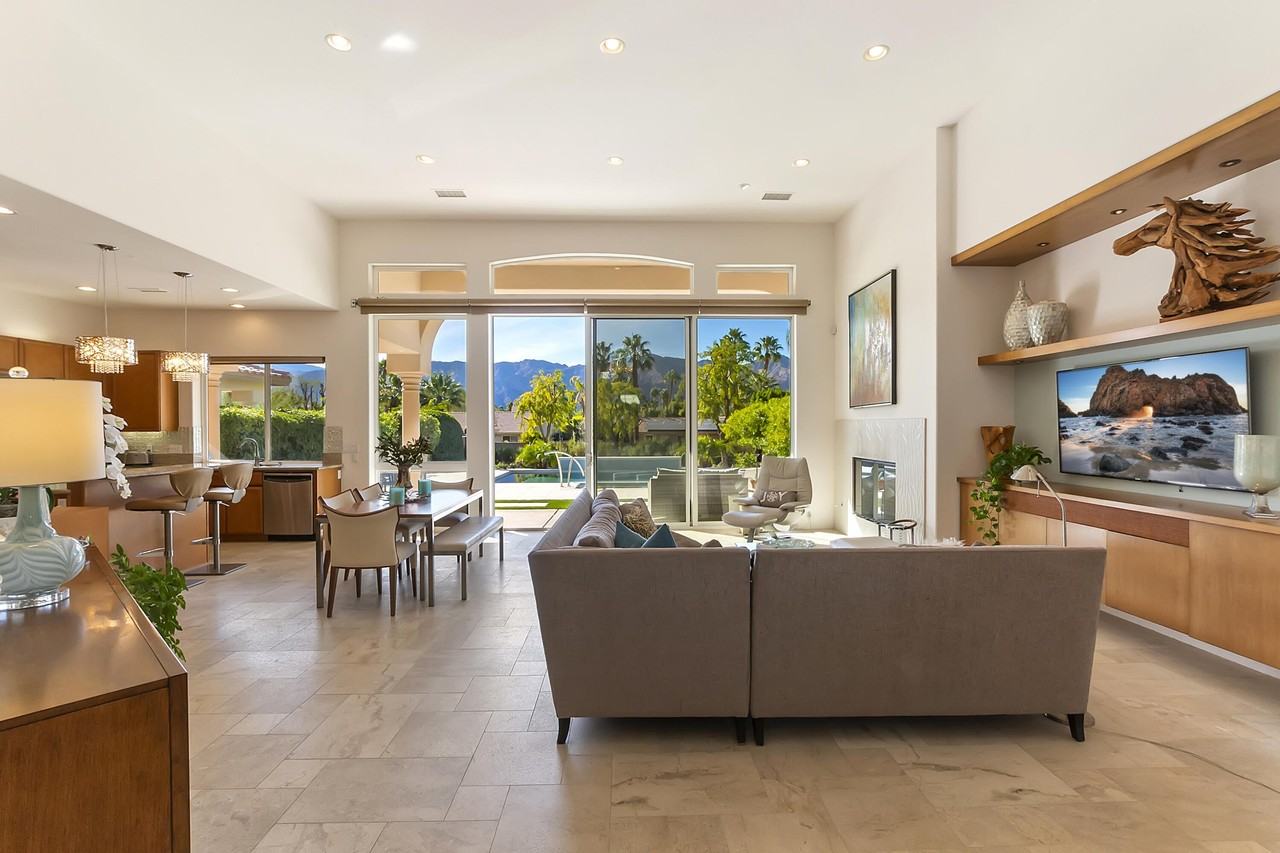 79055 Mission Drive West - Photo 2 of 38