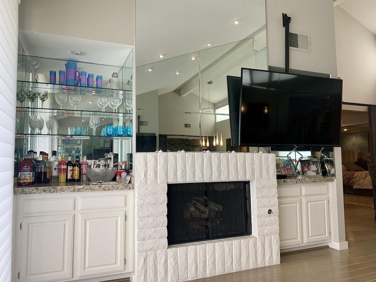 184 Castellana South - Photo 6 of 12