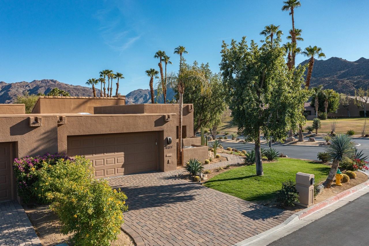 73211 Foxtail Ln - Photo 2 of 50