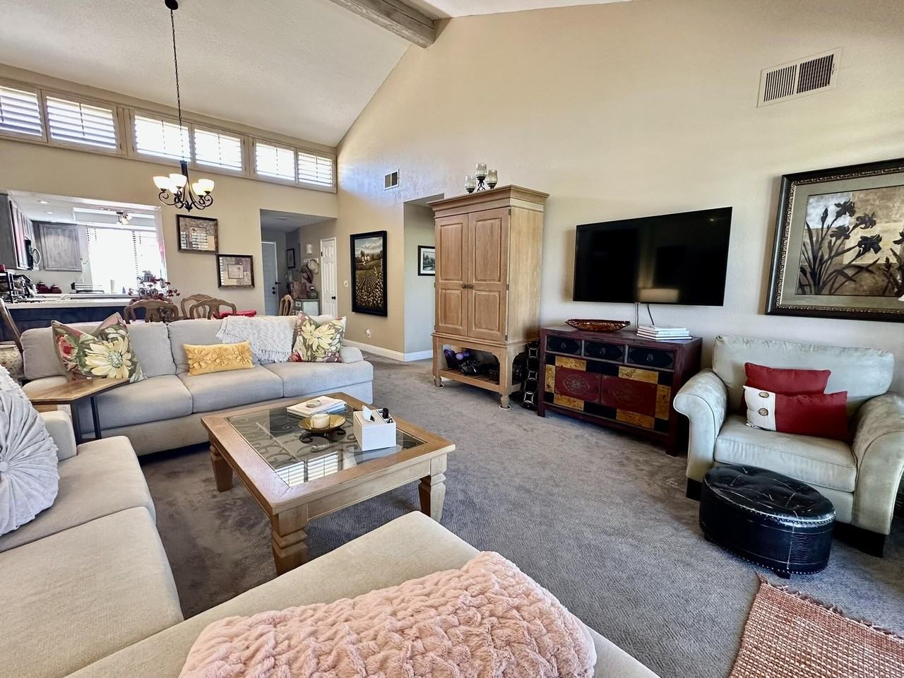 365 San Remo - Photo 6 of 16