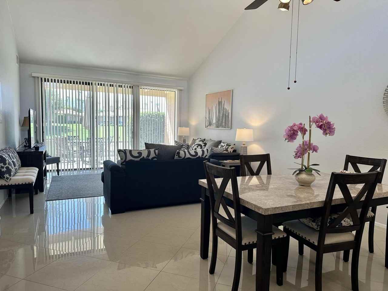 281 Tolosa Circle - Photo 4 of 12