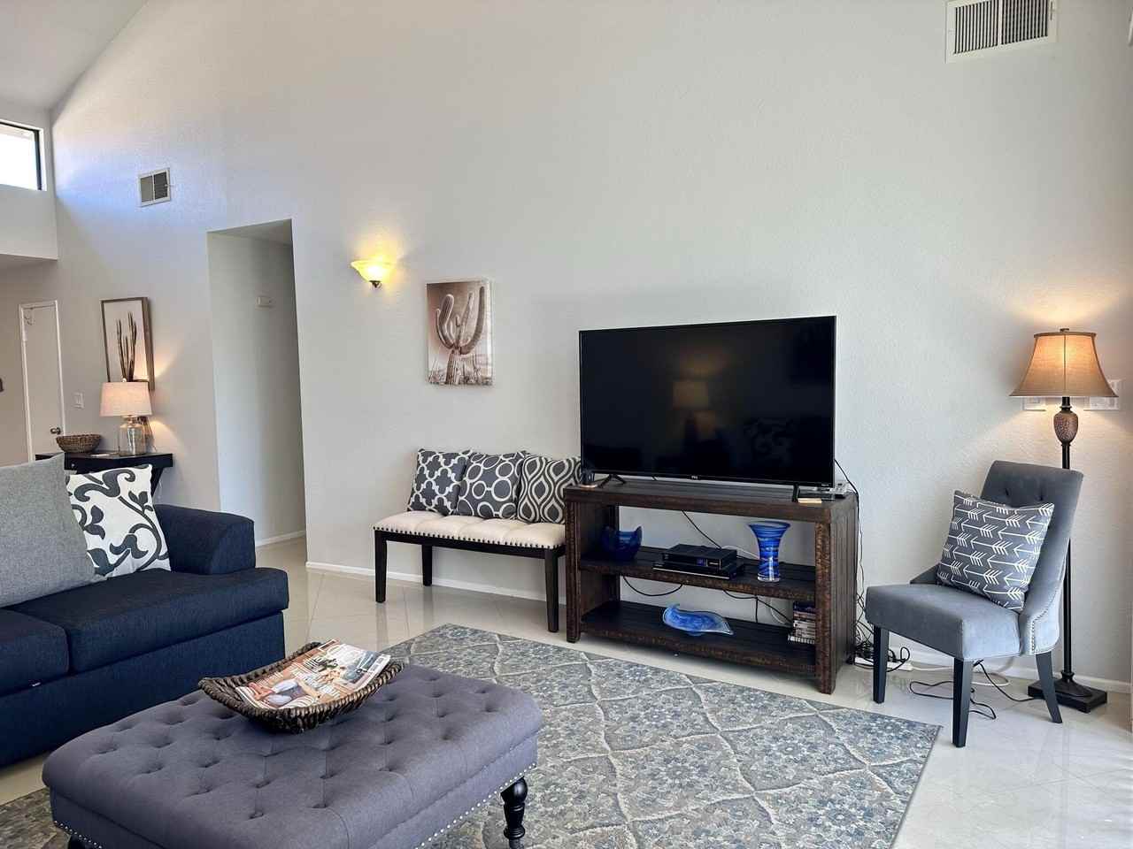 281 Tolosa Circle - Photo 5 of 12