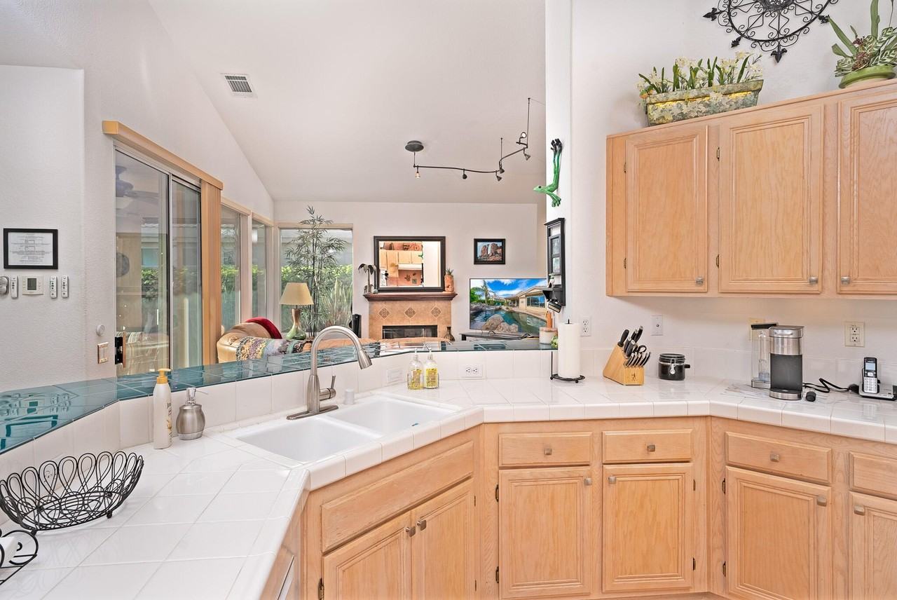 29680 West Trancas Drive - Photo 5 of 30