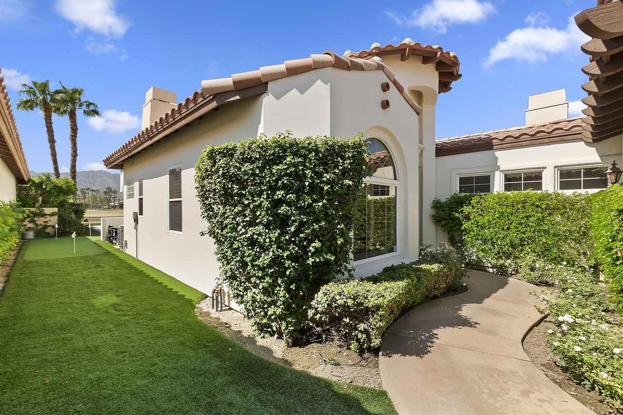 79568 Mission Drive East - Photo 3 of 47