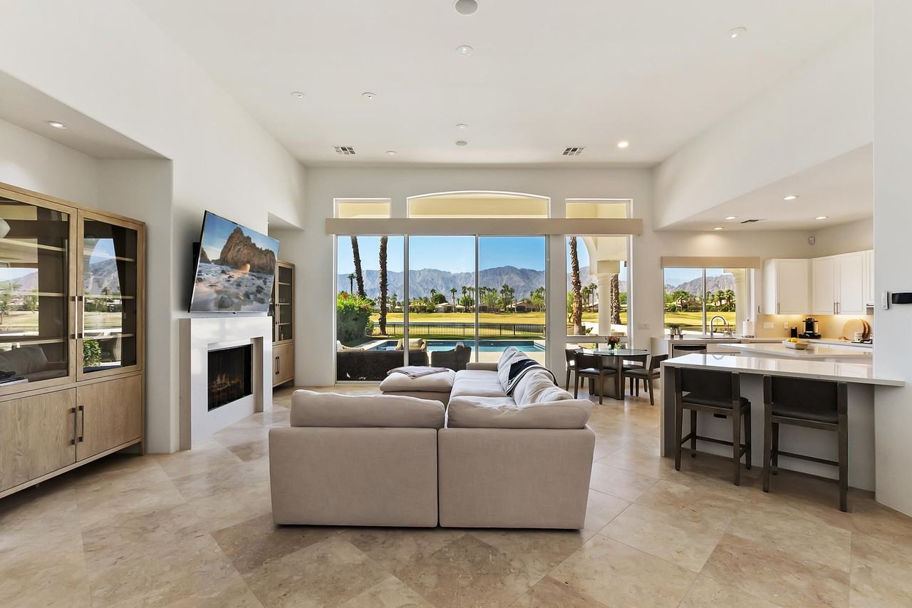 79568 Mission Drive East - Photo 6 of 47