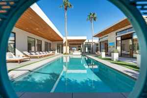 featured image of 524 E Miraleste Ct