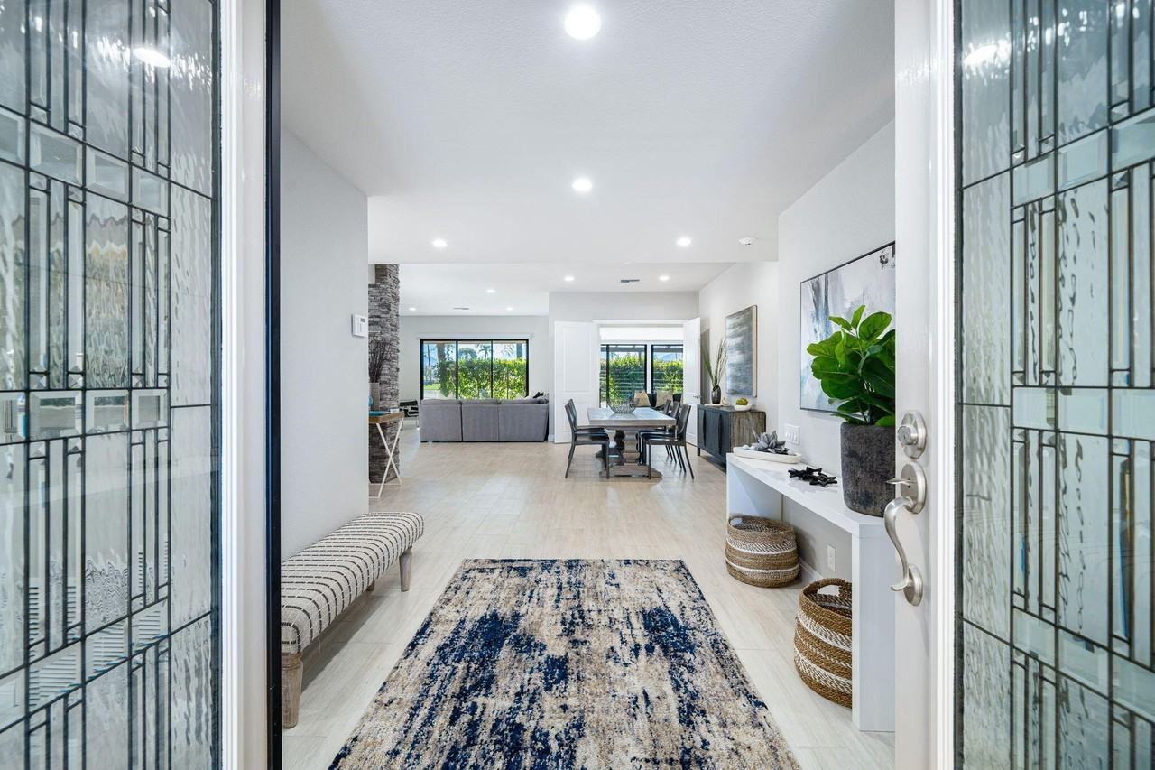 49 Columbia Drive - Photo 4 of 50