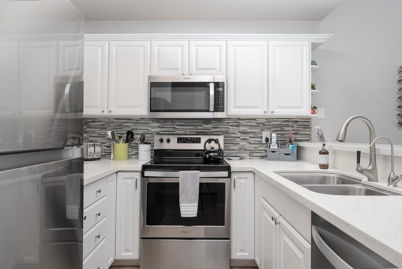 67463 Toltec Court - Photo 3 of 21