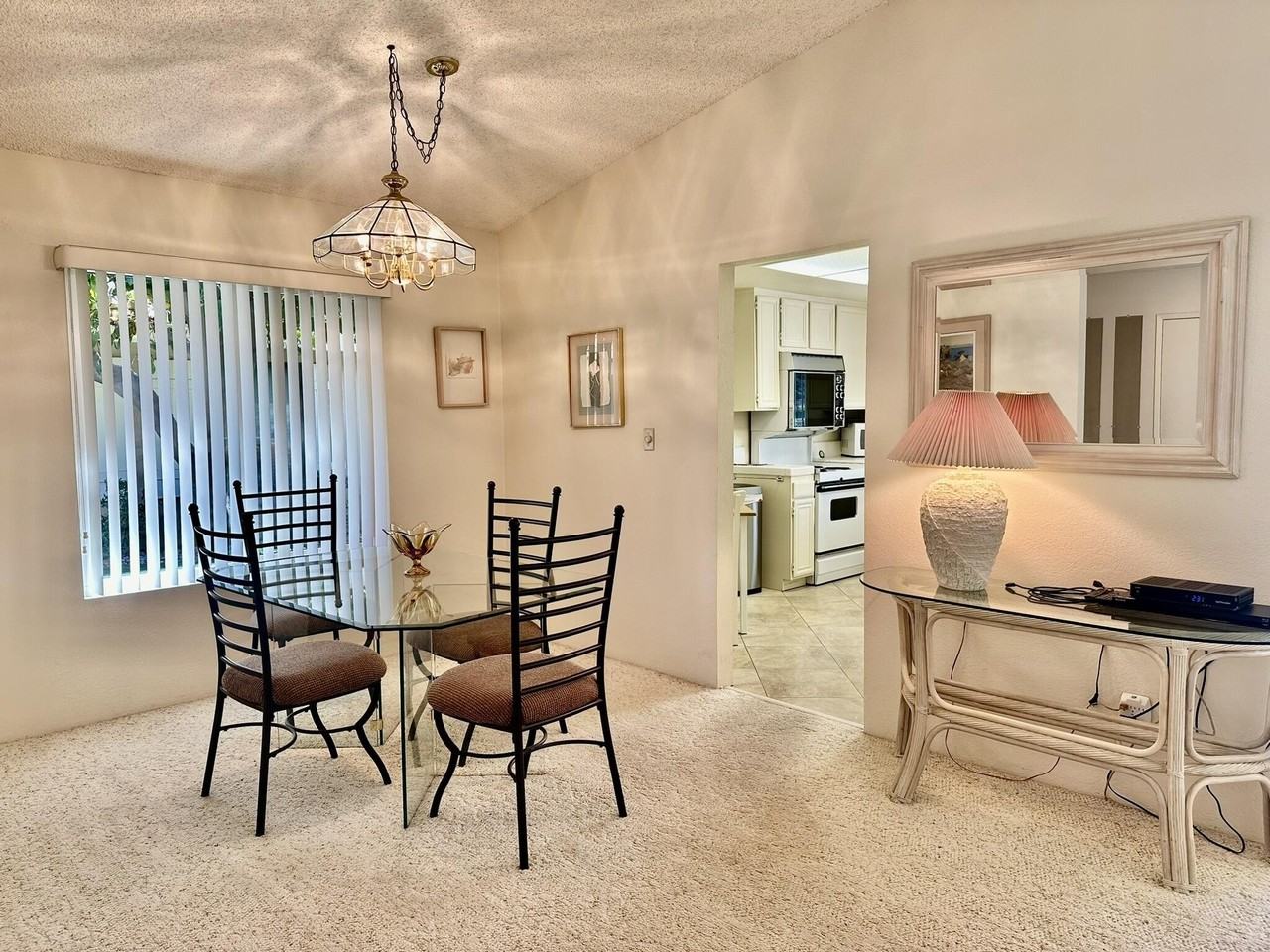 207 Serena Dr - Photo 5 of 12