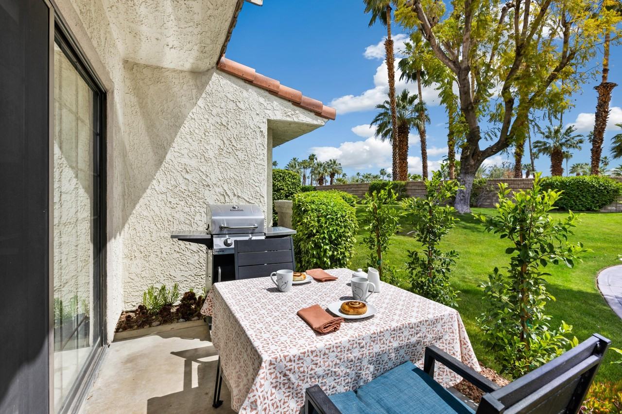 500 S Farrell Dr Unit H49 #H49 - Photo 3 of 29