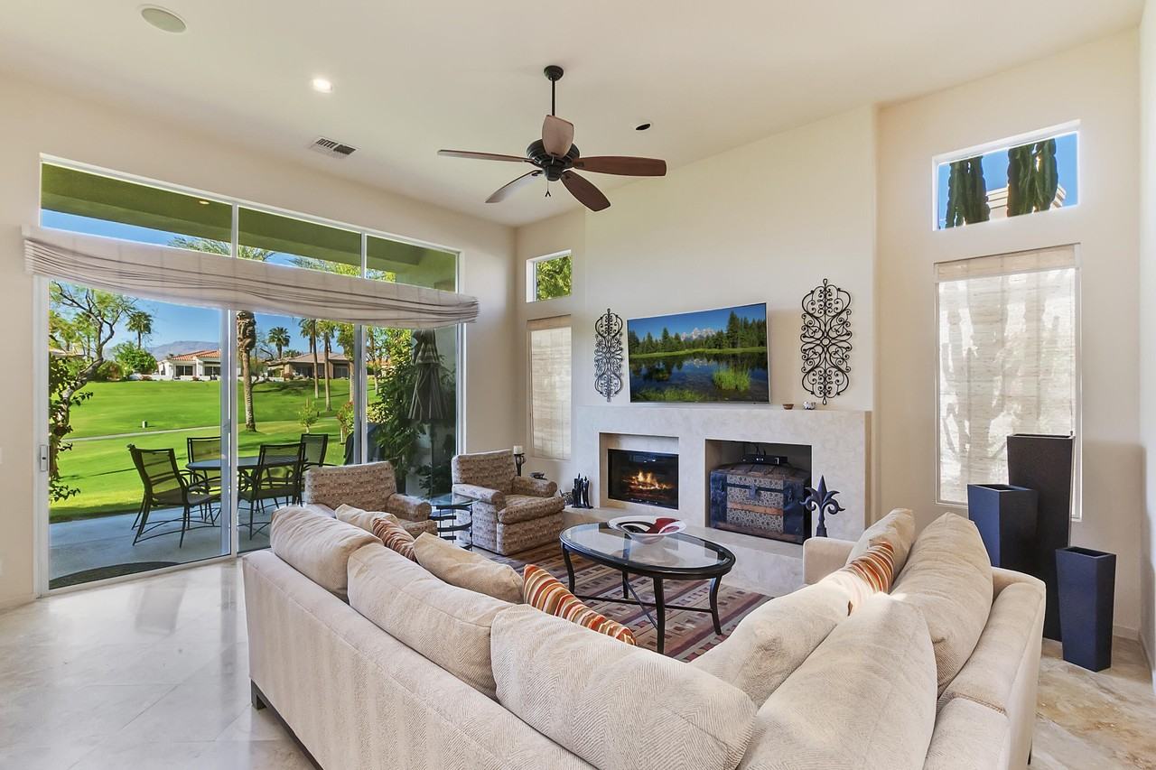 359 Desert Holly Drive - Photo 2 of 50