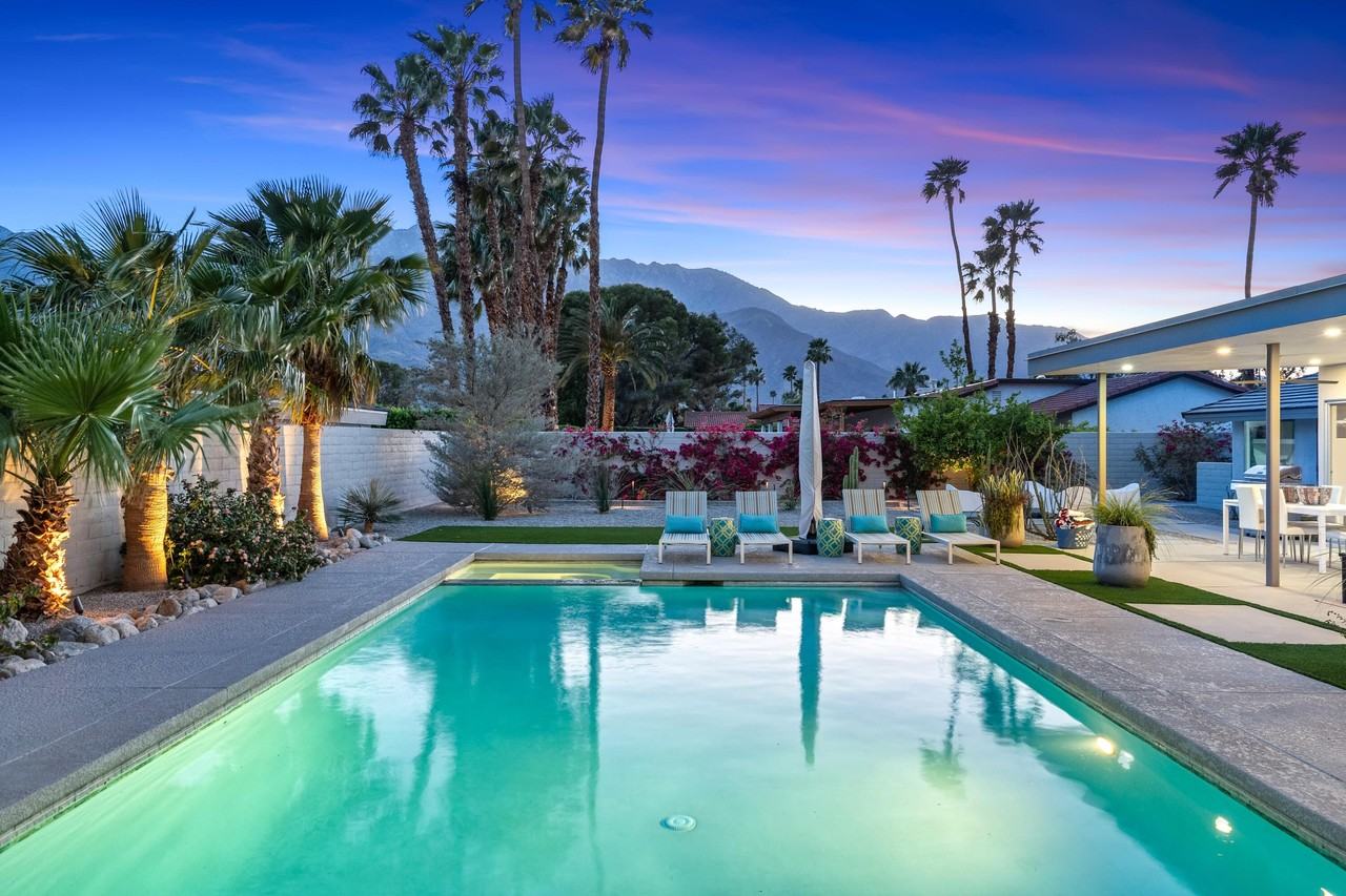 2413 El Alameda - Photo 4 of 50