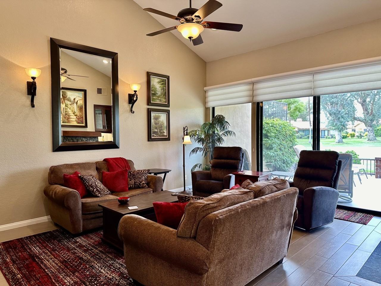 217 Las Lomas - Photo 6 of 15