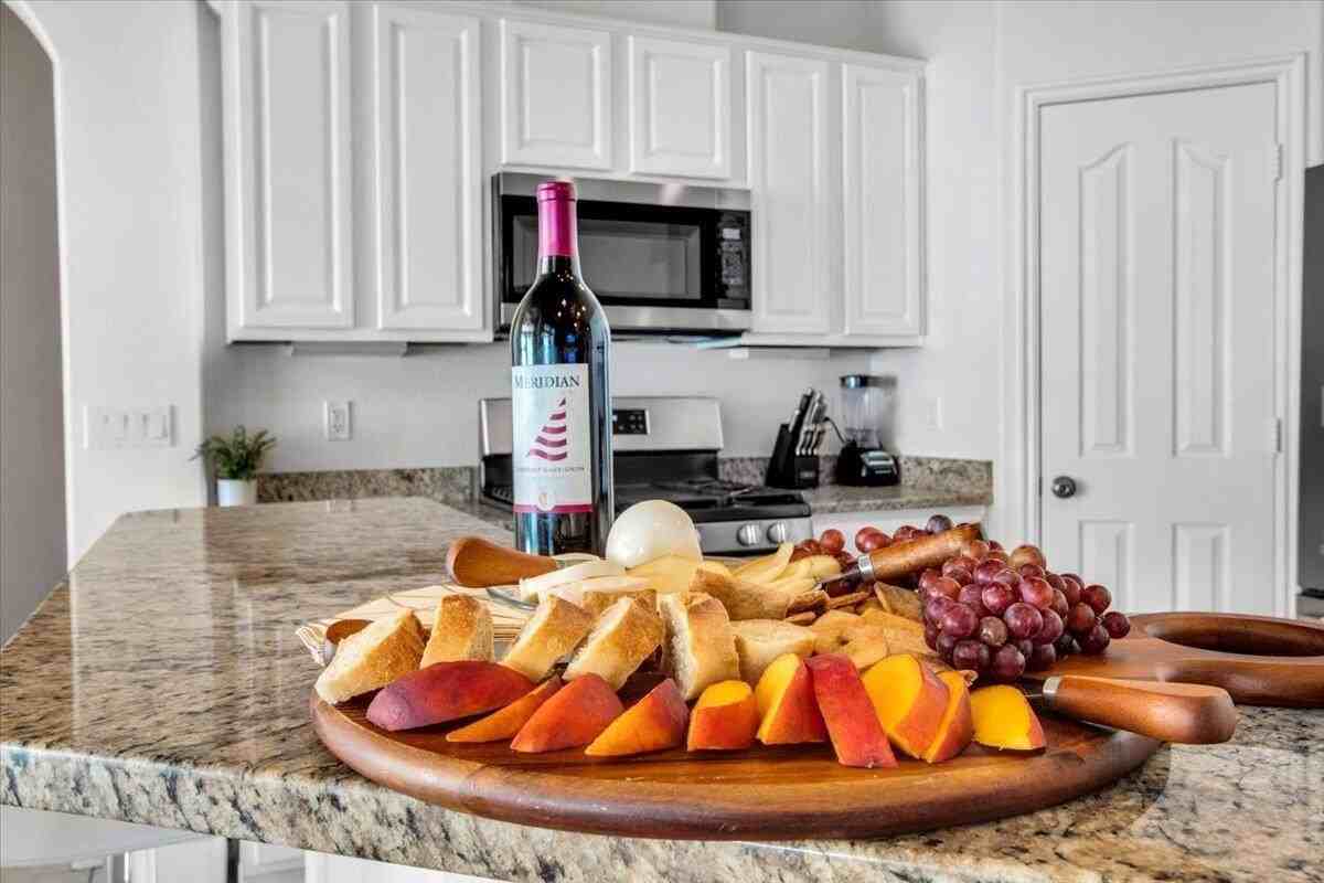 10748 Ocotillo Road - Photo 2 of 50