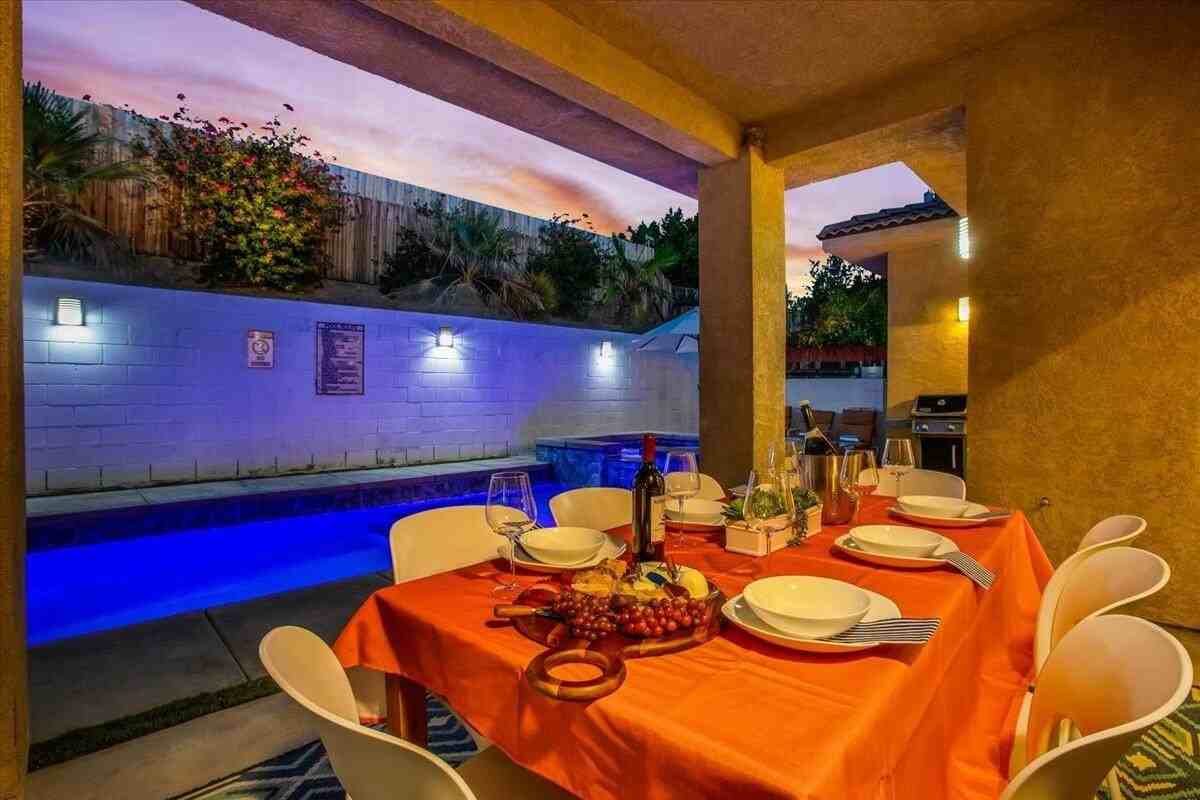 10748 Ocotillo Road - Photo 5 of 50