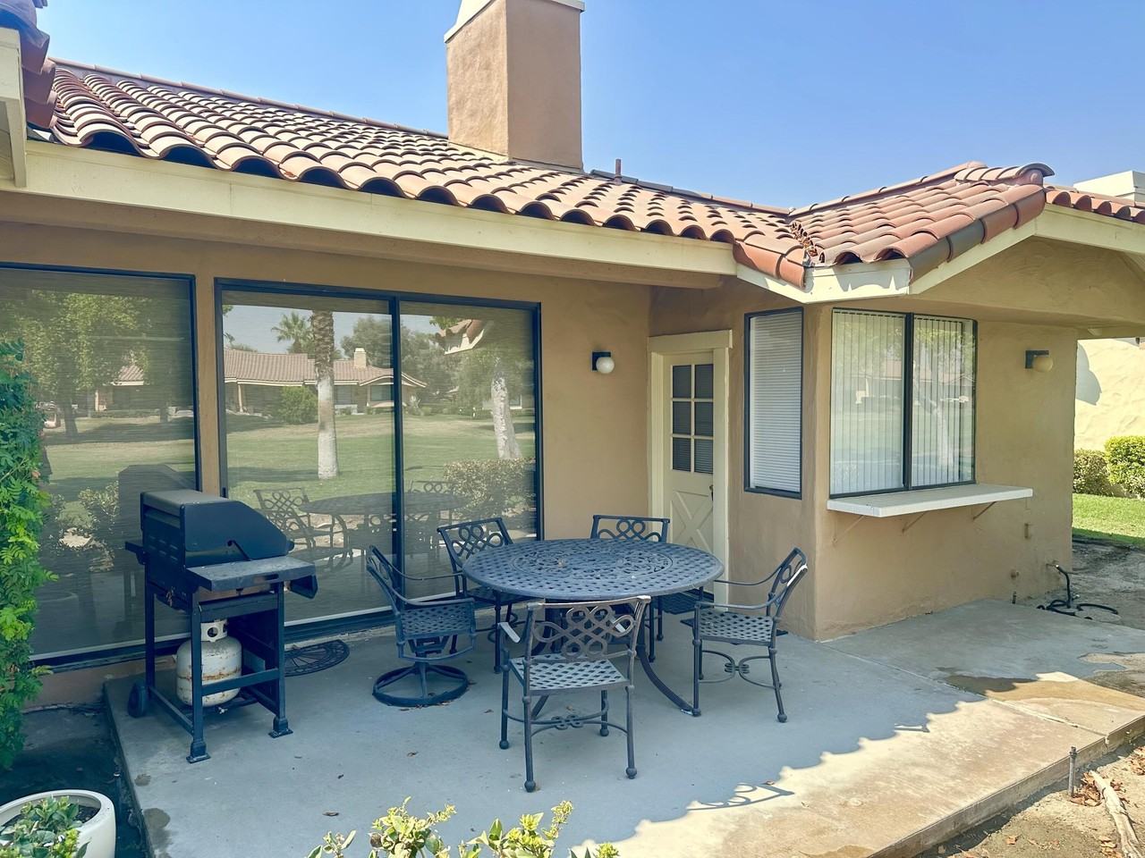 316 Sierra Madre South - Photo 2 of 13