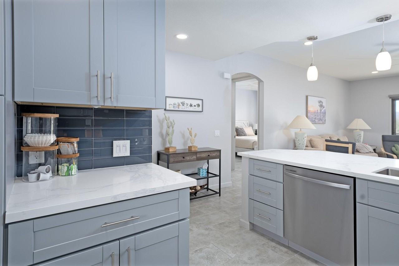 67665 Lagos Way - Photo 4 of 32