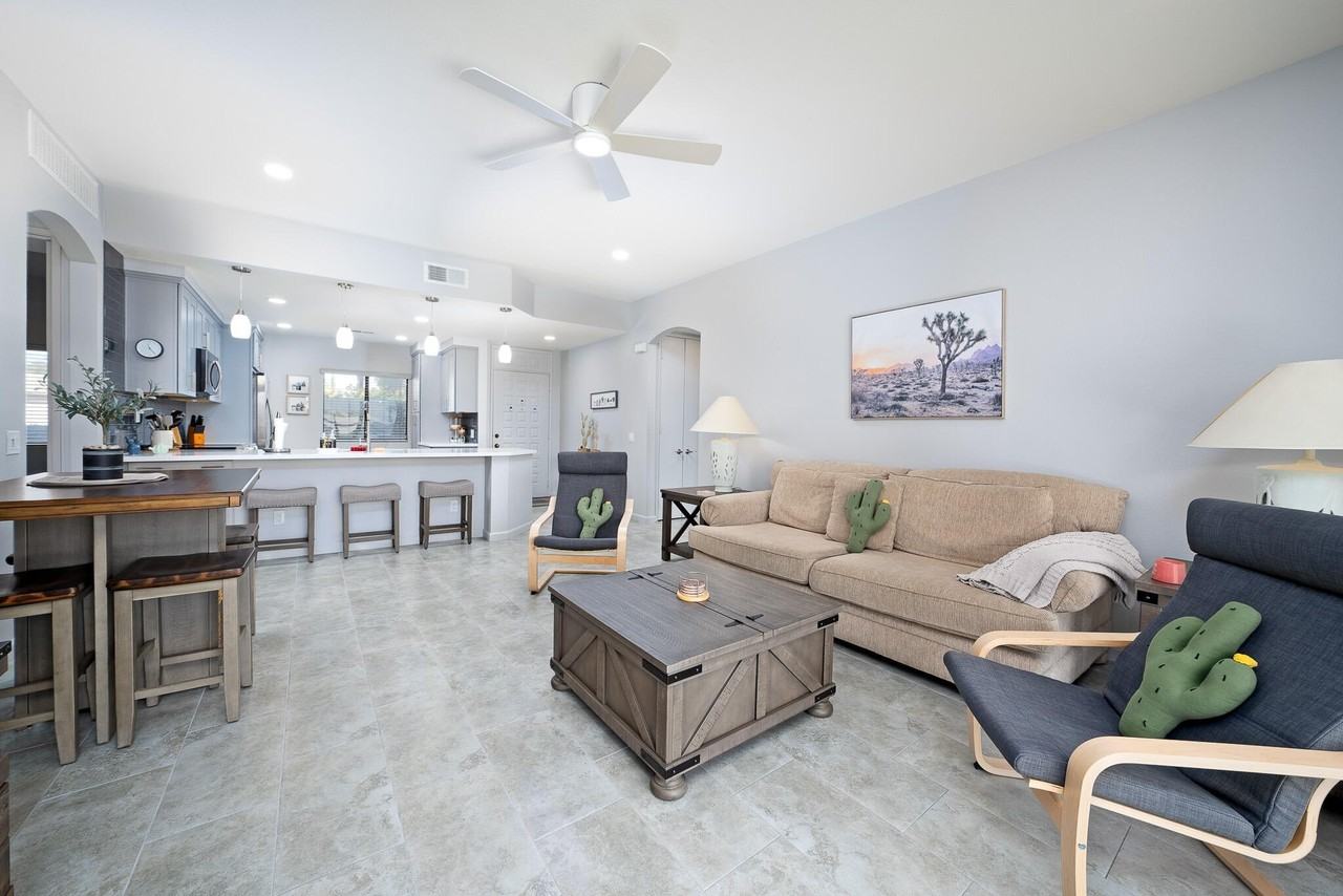 67665 Lagos Way - Photo 7 of 32