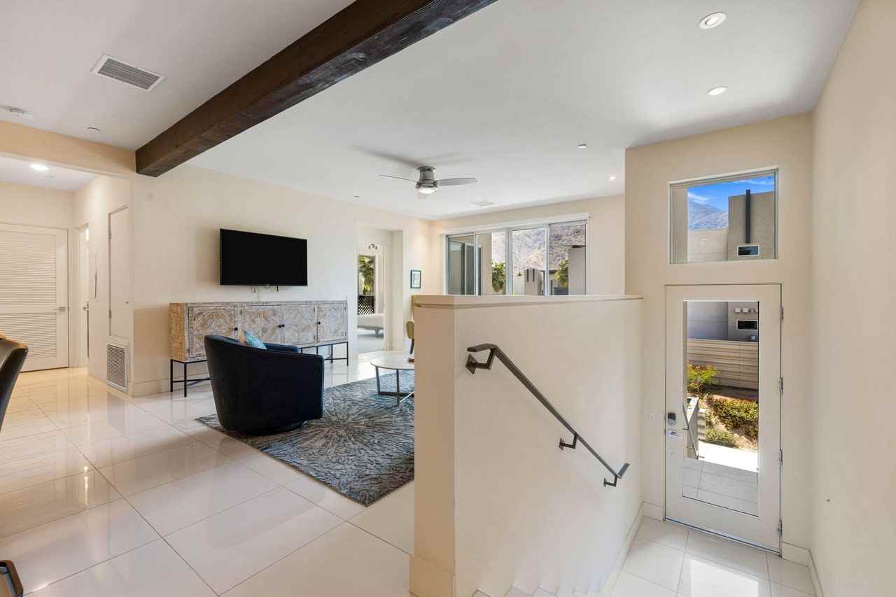 191 The Riv - Photo 5 of 39