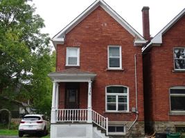 featured image of 338 Frontenac St #1