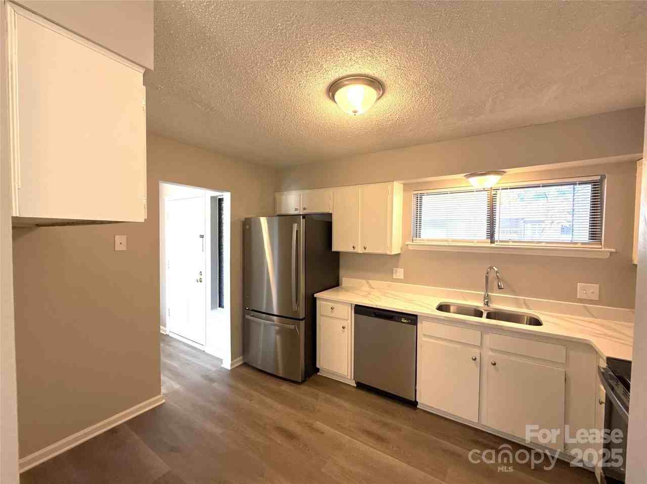 11537 Turn Stone Ct - Photo 4 of 20