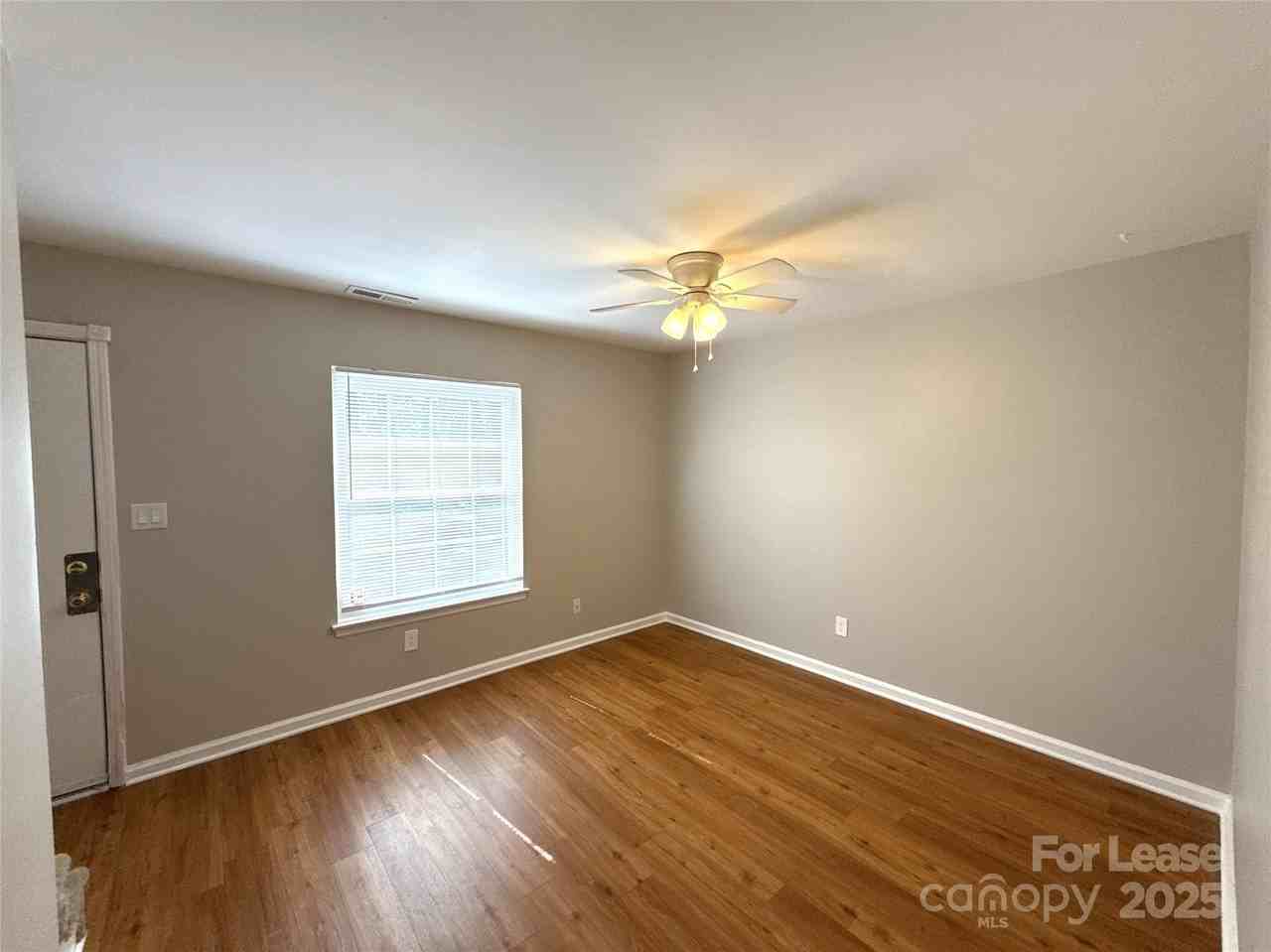 409 Hawley Ave Apt 13 #13 - Photo 2 of 11