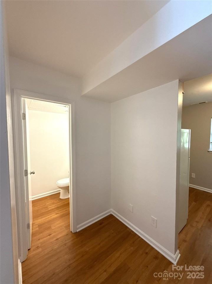 409 Hawley Ave Apt 13 #13 - Photo 4 of 11