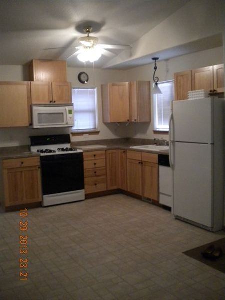 1660 Loma Prieta Dr - Photo 2 of 9