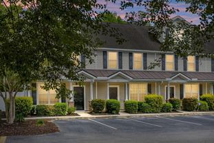 215 Hemingway Cir - Photo 1 of 1