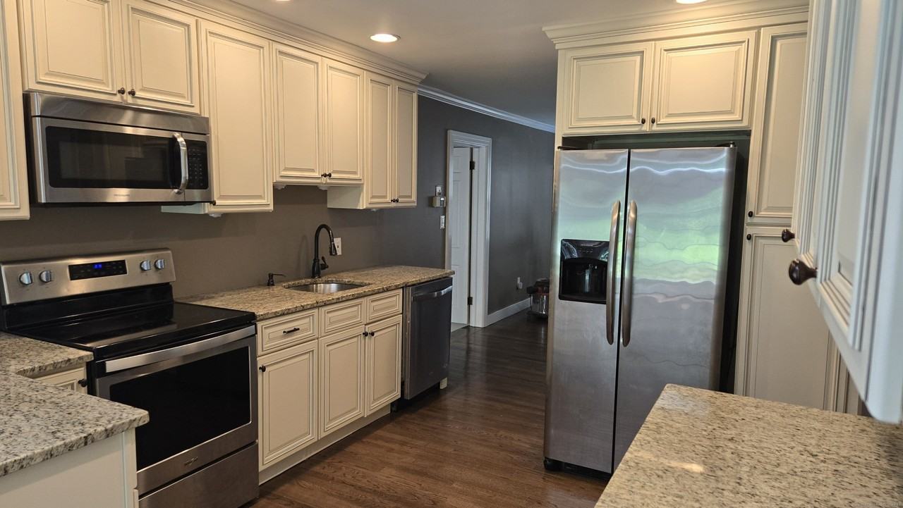 337 Wheeler Rd - Photo 4 of 24