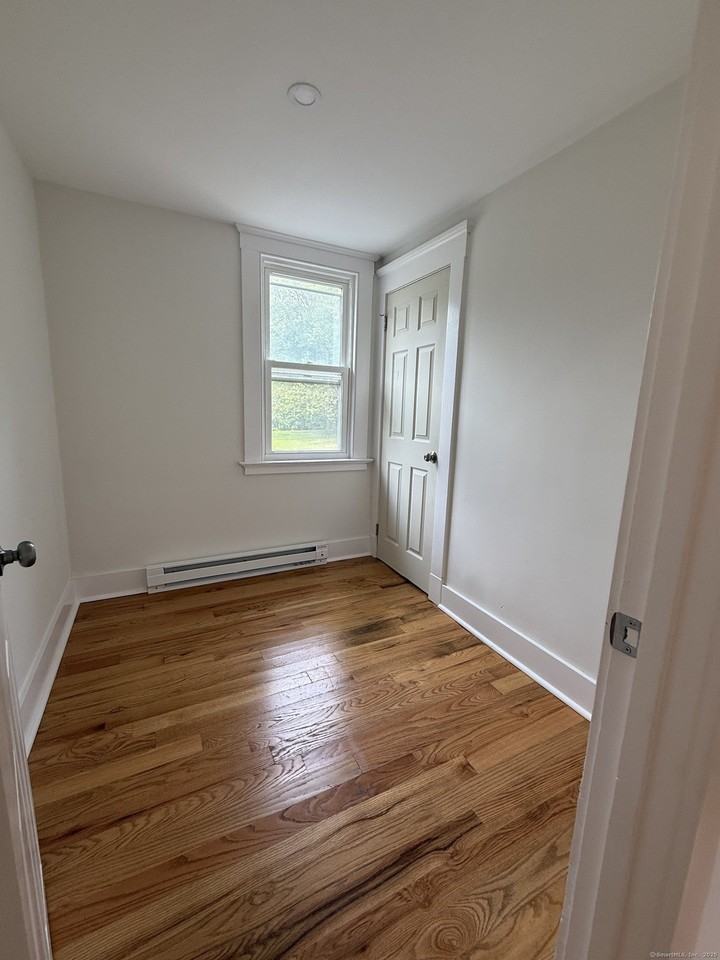 30 Olds Street - Photo 7 of 18