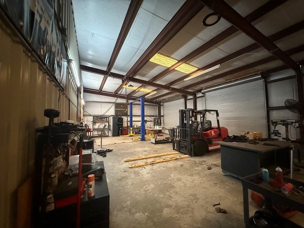 7860 Eddins Rd - Photo 6 of 8