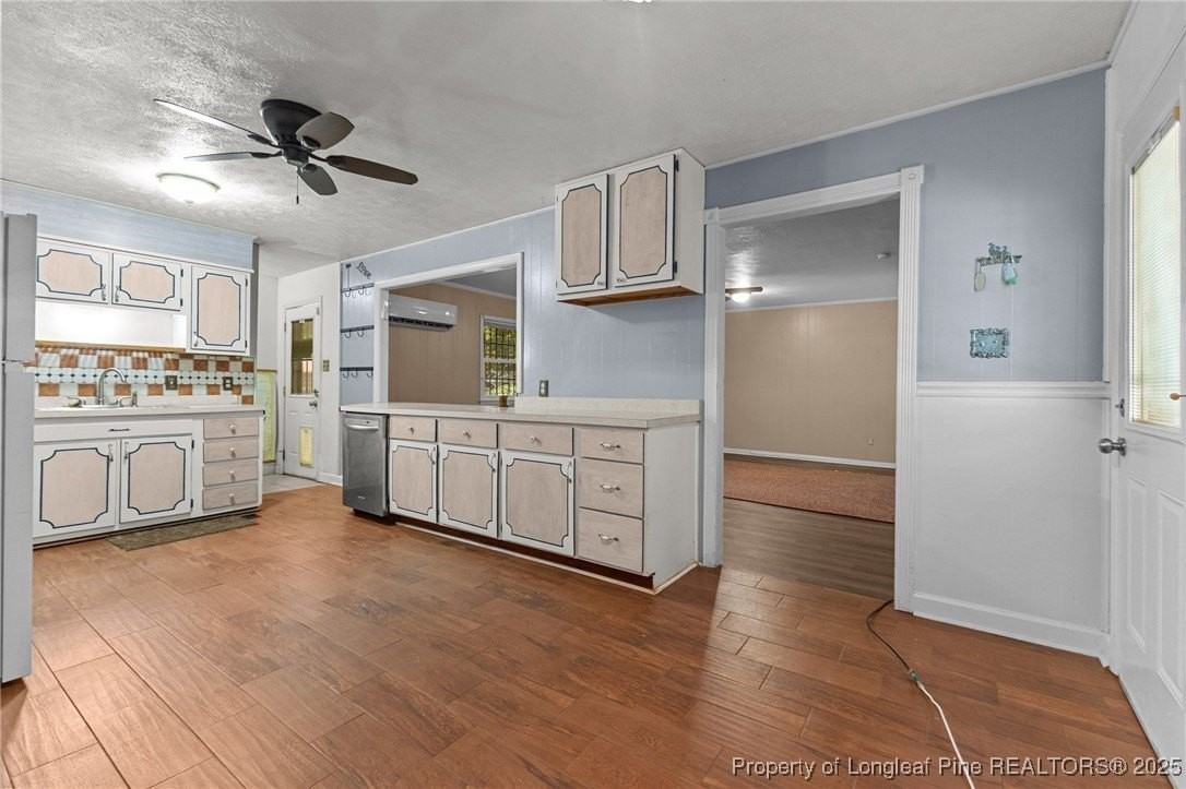 6513 Schaffer Pl - Photo 5 of 20